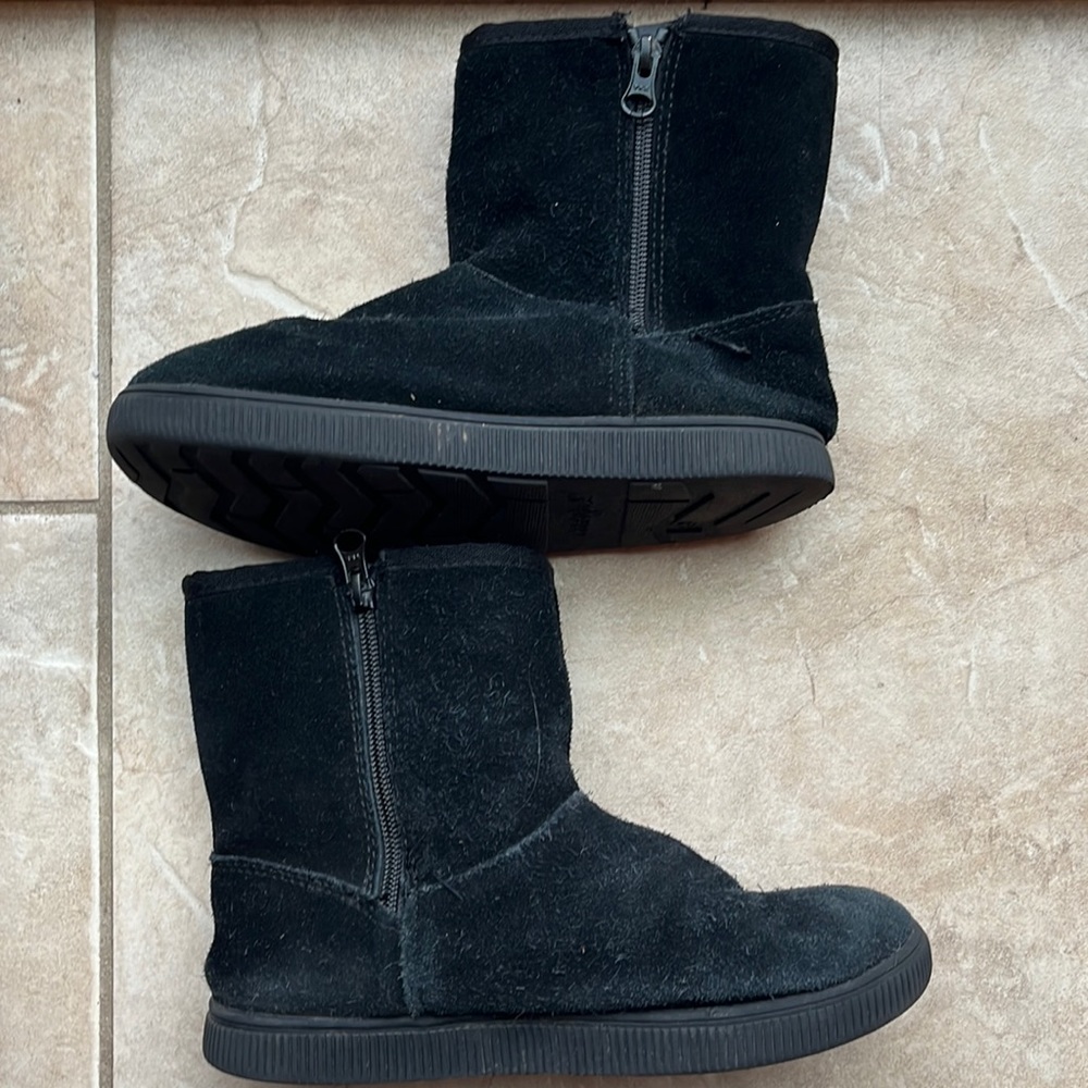 Cat & Jack boots